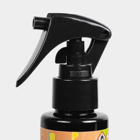 Ambientador Spray Auto Flus Flus Tropical detalle boquilla